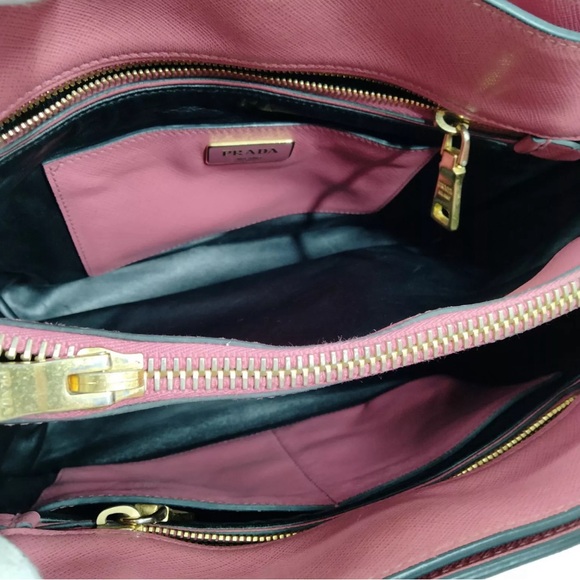 100% Auth Prada Pink Tamaris Triple Pocket Saffiano Soft Leather 2way Tote Bag - Picture 8 of 9